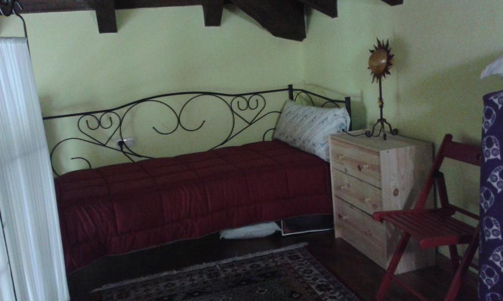 Casa Rural De Alquiler Integro La Cantina De Villarmayor-Asturias Villarmayor  Room photo